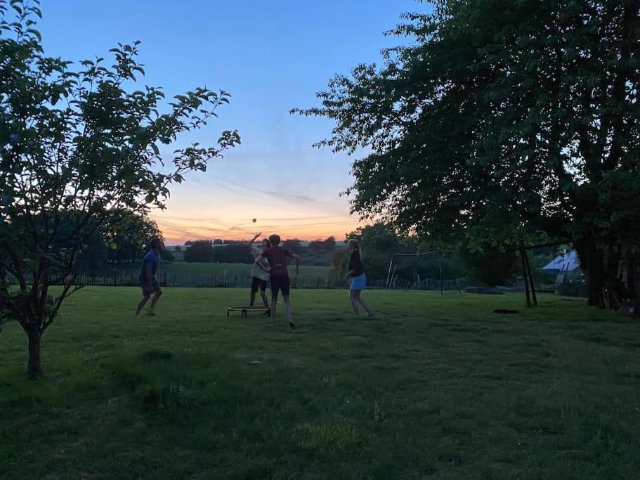 Gerestaureerde Hoeve Met Zicht Villa Durbuy Buitenkant foto